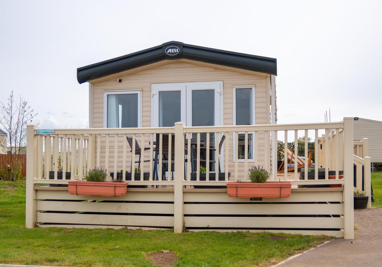 Luxury Lancaster Lodge - The Best Hot Tub Getaway! Tattershall Exterior foto